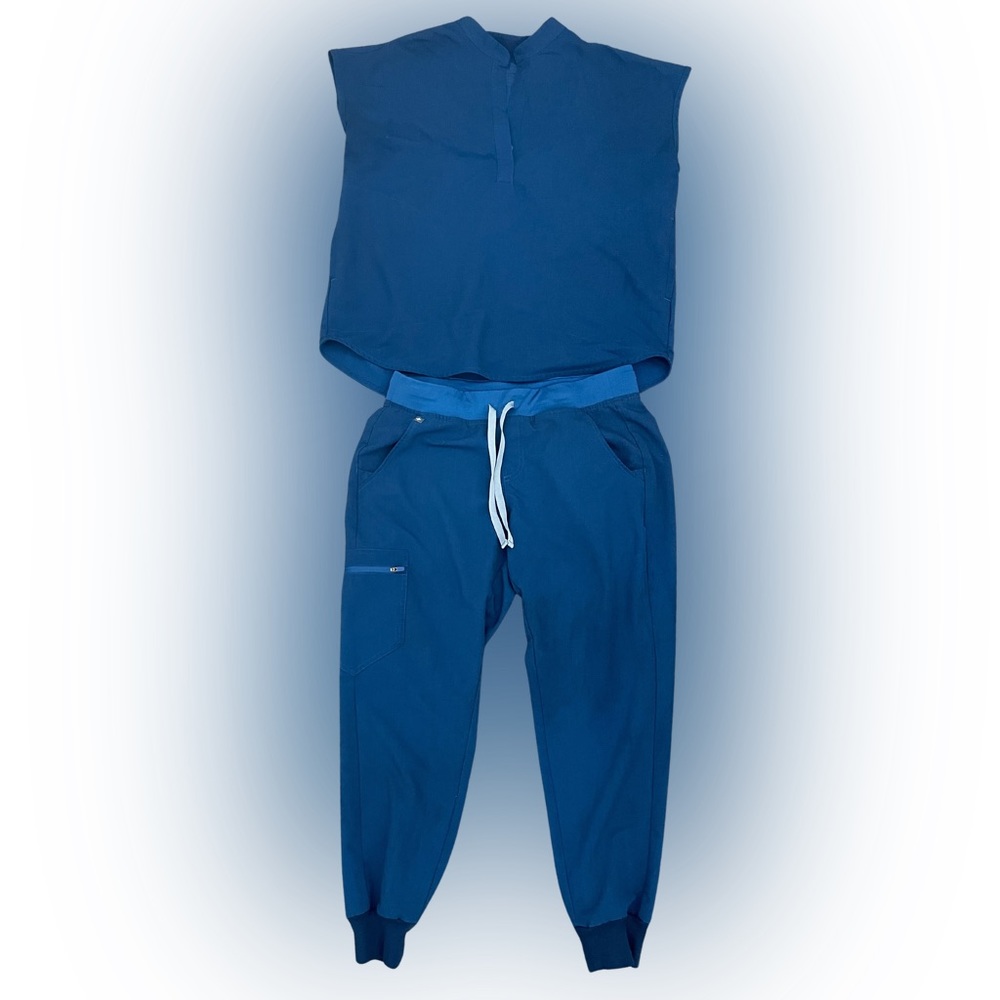 Figs scrubs set - technical collection - women’s medium